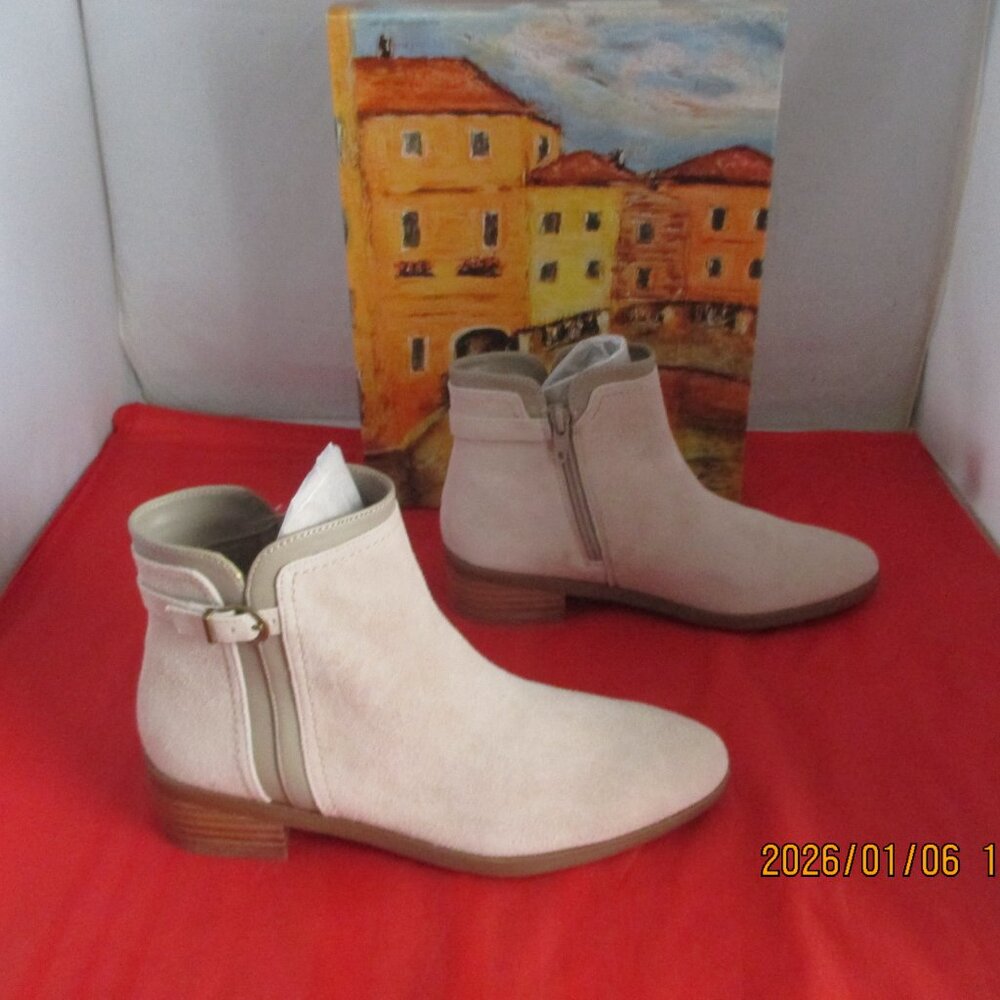 Bella Vita Women's Beatrice Dress Booties $130 - US Size 6 1/2 - Almond - 1424
